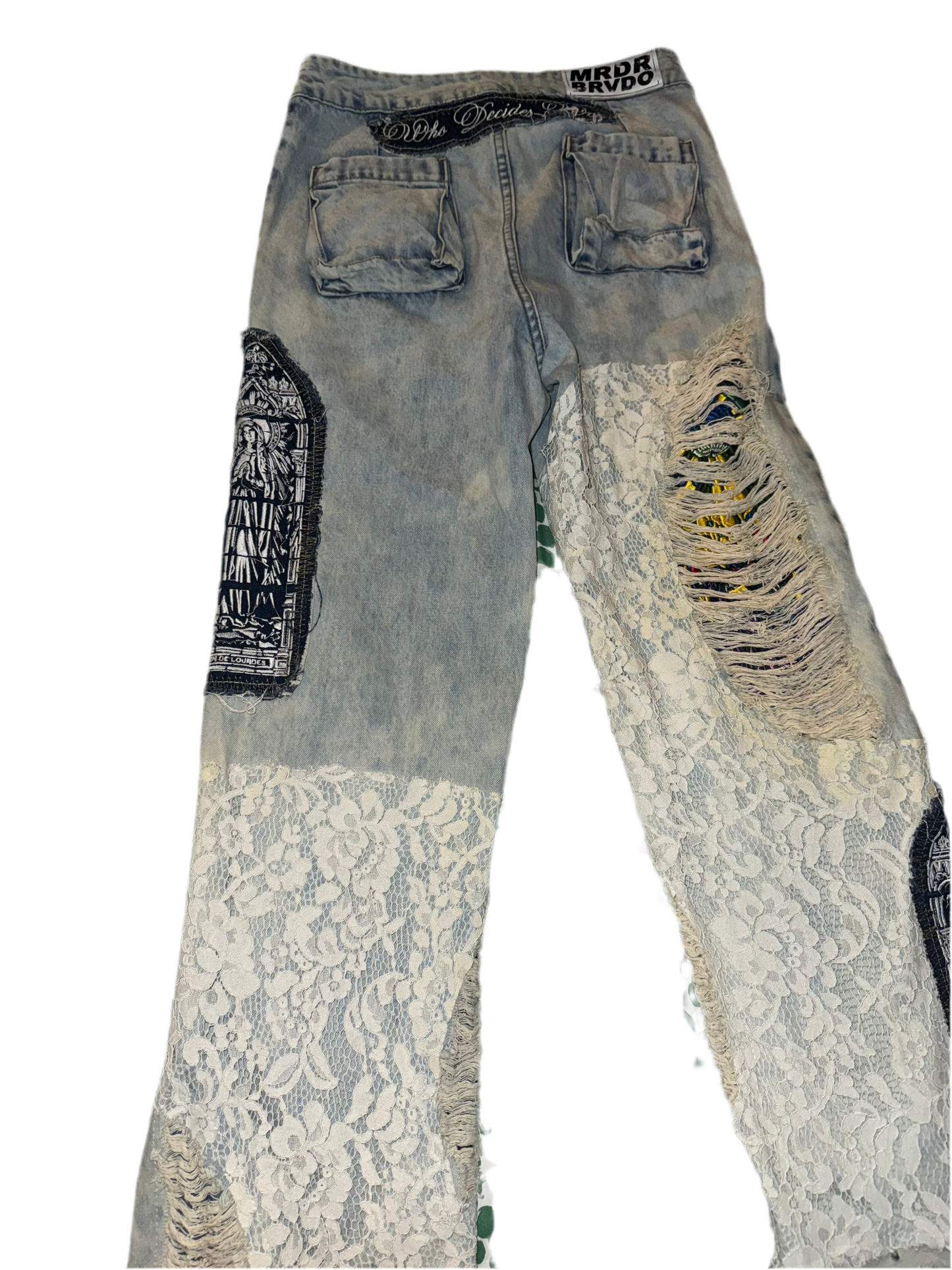 Who decides war Jeans