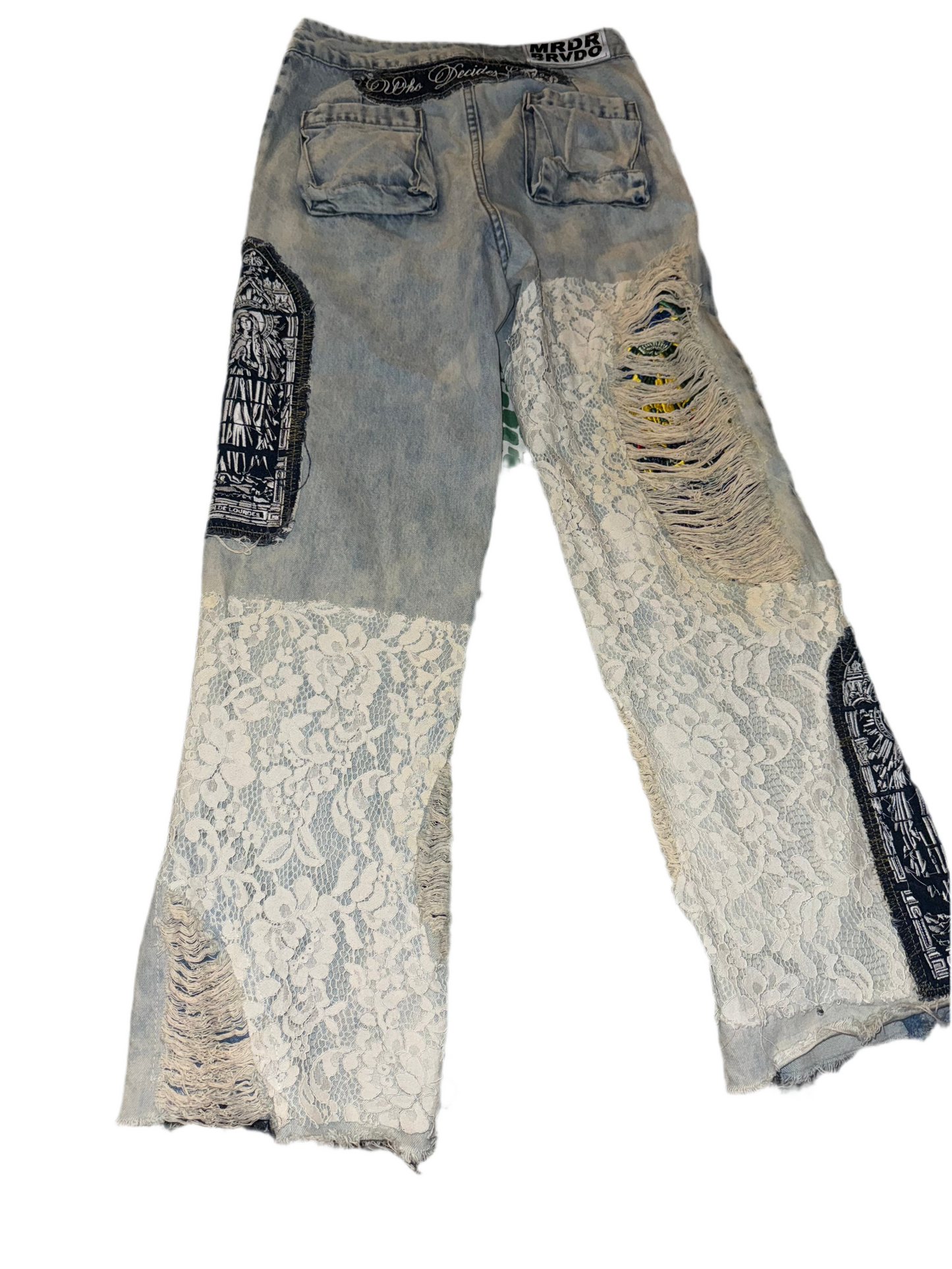 Who decides war Jeans